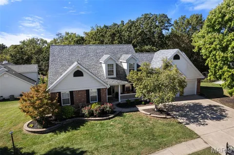$535,000 | 120 Glenallen Drive, St. Peters, MO 63376