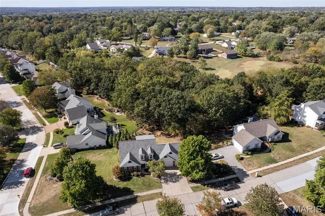 $535,000 | 120 Glenallen Drive, St. Peters, MO 63376