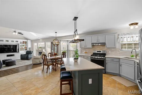 $535,000 | 120 Glenallen Drive, St. Peters, MO 63376