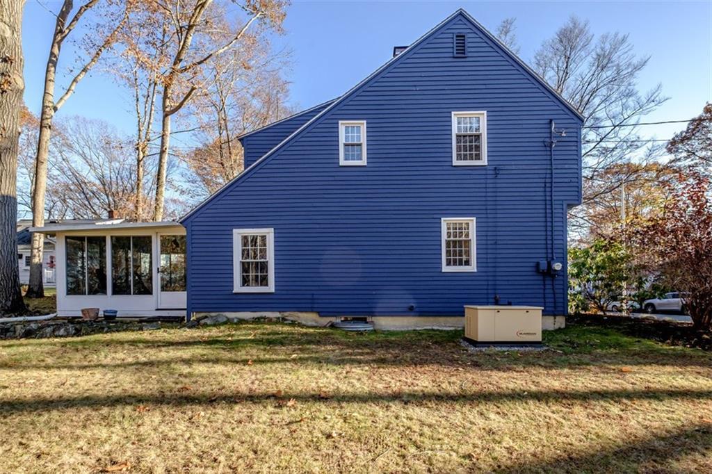 22 Woodcrest Road Cape Elizabeth, ME 04107 - Photo 19 of 25 Photo