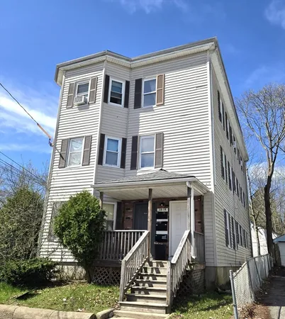 $1,595 | 16 Bunker Avenue, Unit 2R, Brockton, MA 02301