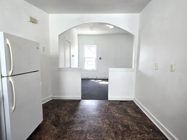 $1,595 | 16 Bunker Avenue, Unit 2R, Brockton, MA 02301