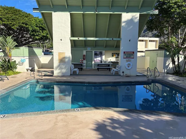 $3,400 | 521 Pepeekeo Street, Unit 3, Honolulu, HI 96825