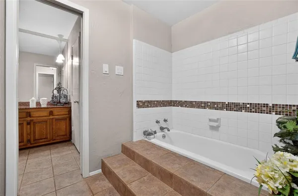 $335,000 | 3136 Pin Oak Court, Farmers Branch, TX 75234