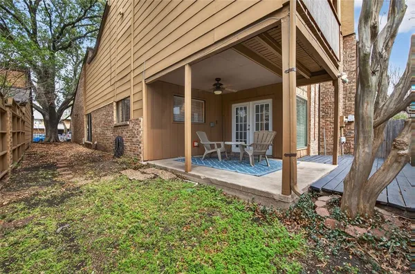 $335,000 | 3136 Pin Oak Court, Farmers Branch, TX 75234