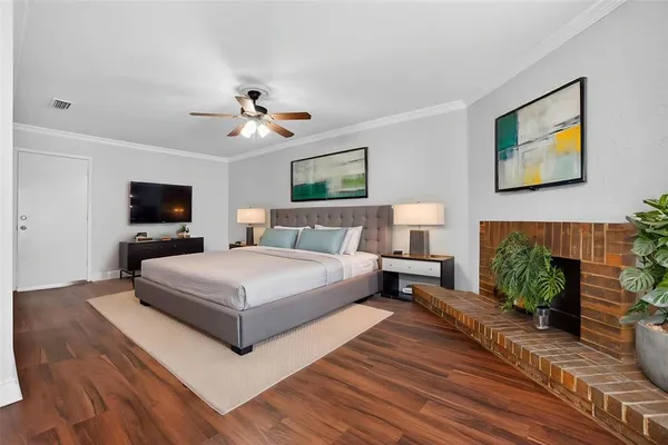 $335,000 | 3136 Pin Oak Court, Farmers Branch, TX 75234