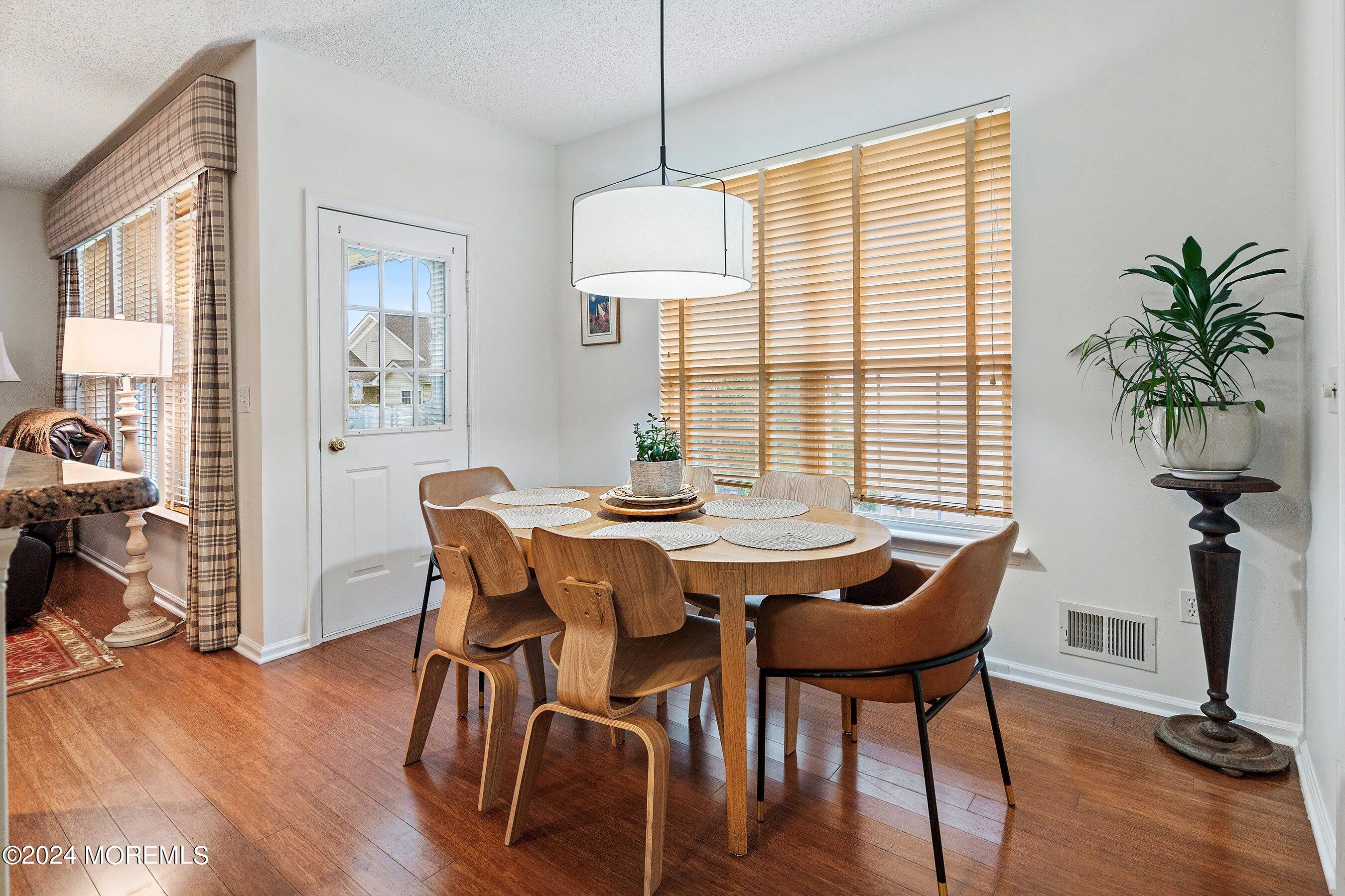 75 Cranmer Road Bayville, NJ 08721 - Photo 12 of 40 12-Breakfast 1B