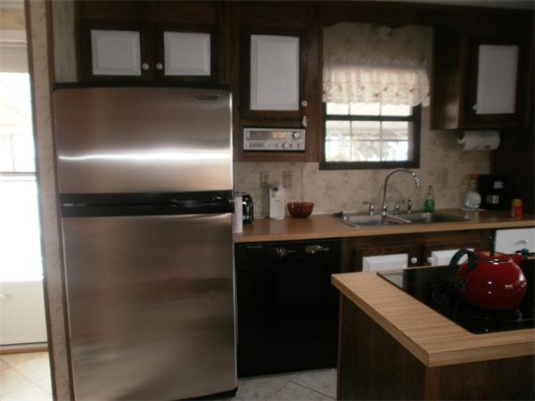 17 Castle Road Attleboro, MA 02703 - Photo 19 of 19 Gallery Image 19