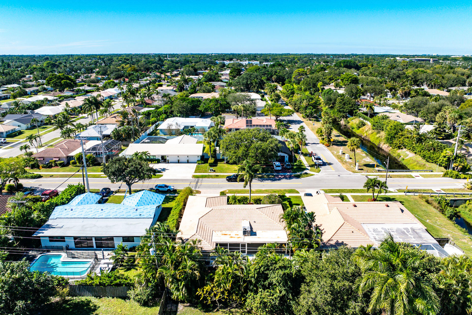 220 Southwest 9th Avenue Boca Raton, FL 33486 - Photo 40 of 42 an aerial view of a house with a garden