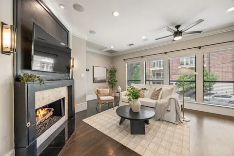 $379,000 | 5801 Ross Avenue, Unit B, Dallas, TX 75206