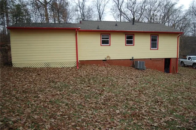 $275,000 | 581 Maran Lane Southwest, Mableton, GA 30126