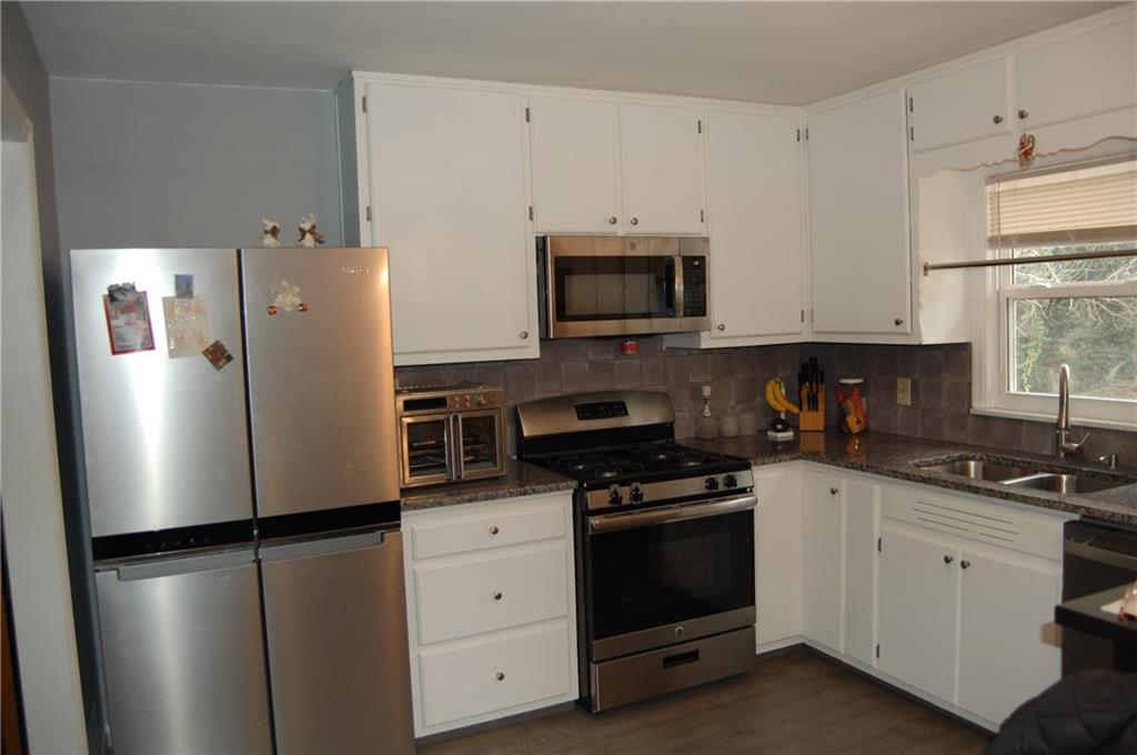 581 Maran Lane Southwest Mableton, GA 30126 - Photo 7 of 14