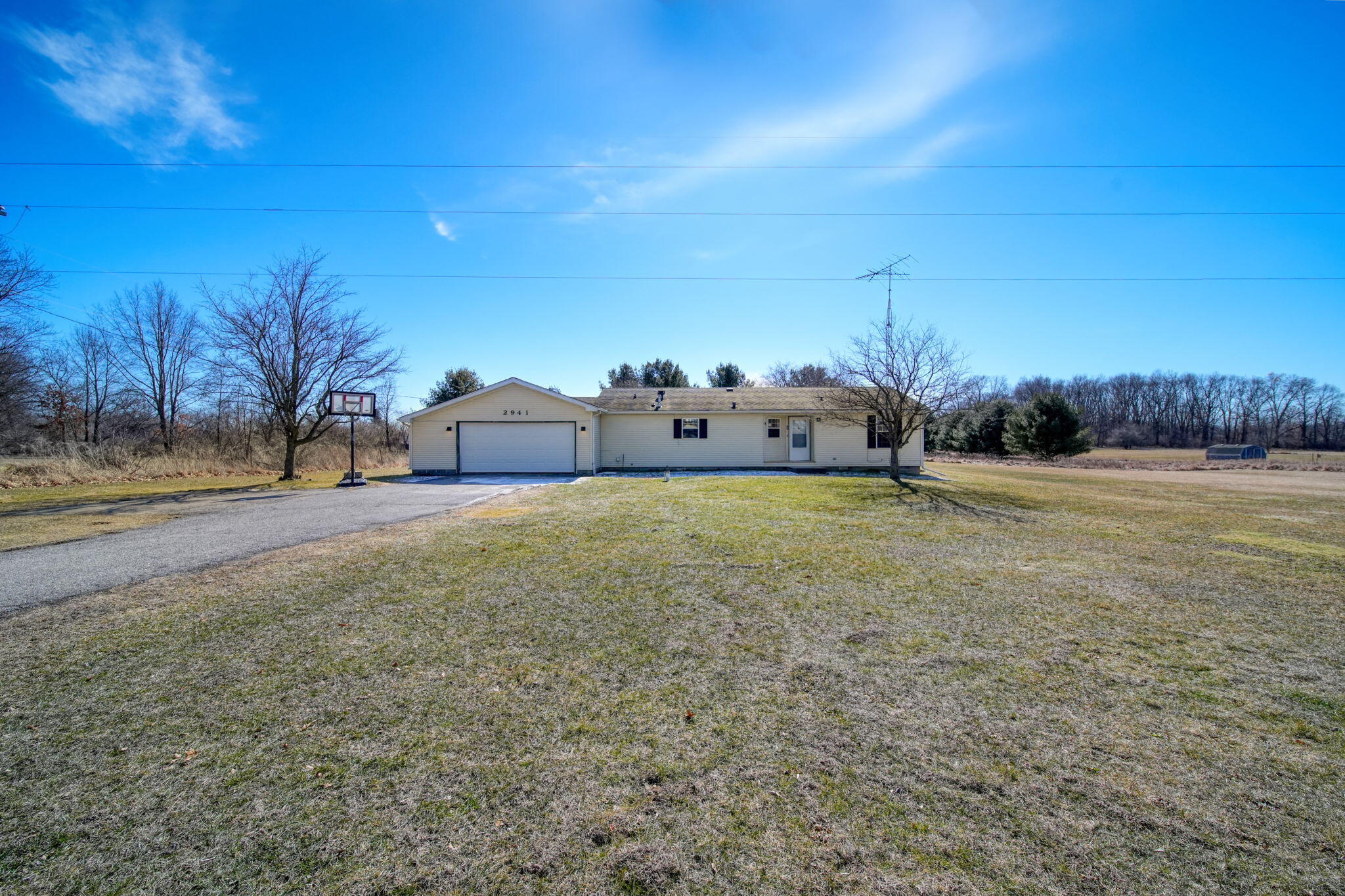 2941 Zion Road Rives Junction, MI 49277 - Photo 2 of 35 25-web-or-mls-DSC09255_HDR