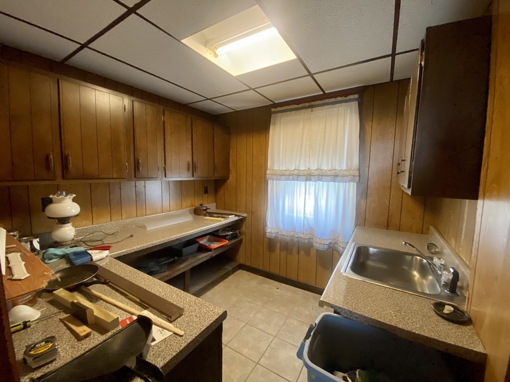 31 Arthur Street Worcester, MA 01604 - Photo 10 of 22 Gallery Image 10