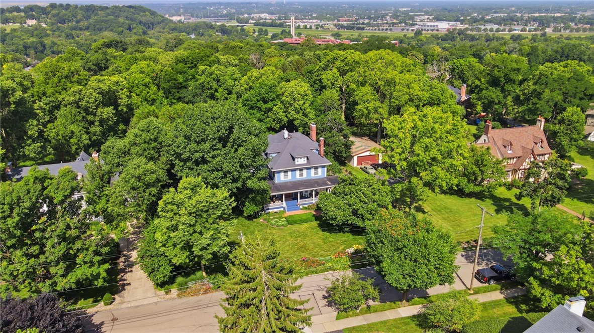 415 Kramer Road Oakwood, OH 45419 - Photo 4 of 64
