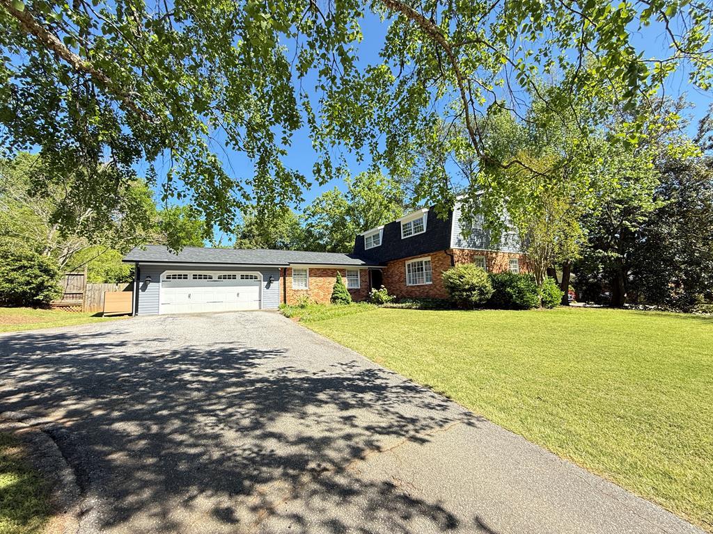 205 Hunting Road Greenwood, SC 29646 - Photo 2 of 31 Gallery Image 2