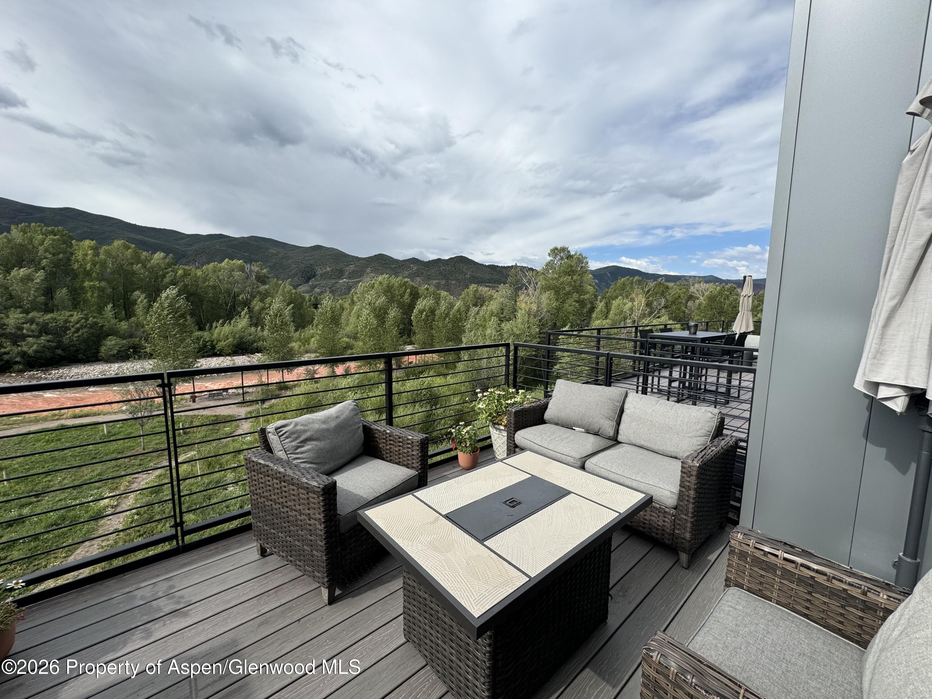 22860 2 Rivers Road, Unit 372 Basalt, CO 81621 - Photo 11 of 21 493DE185-1C08-4631-8FDE-2479F14DEEFD