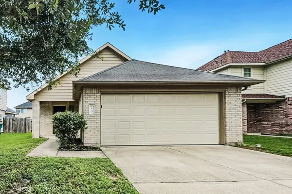 $1,655 | 21606 Nella Circle, Humble, TX 77338