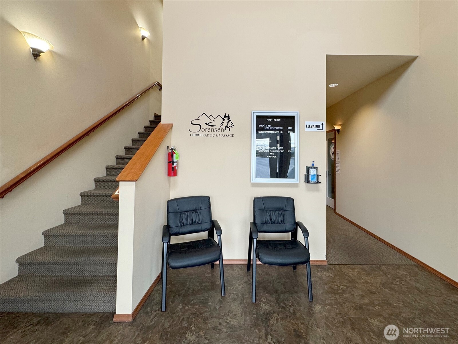 534 North 5th Avenue, Unit 7 Sequim, WA 98382 - Photo 4 of 33