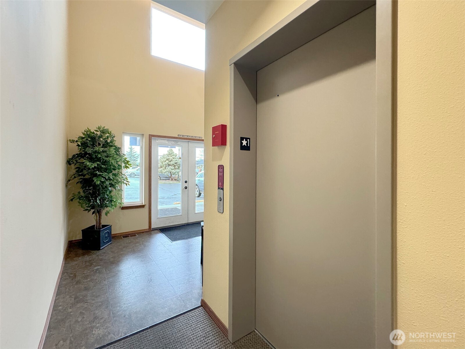 534 North 5th Avenue, Unit 7 Sequim, WA 98382 - Photo 7 of 33