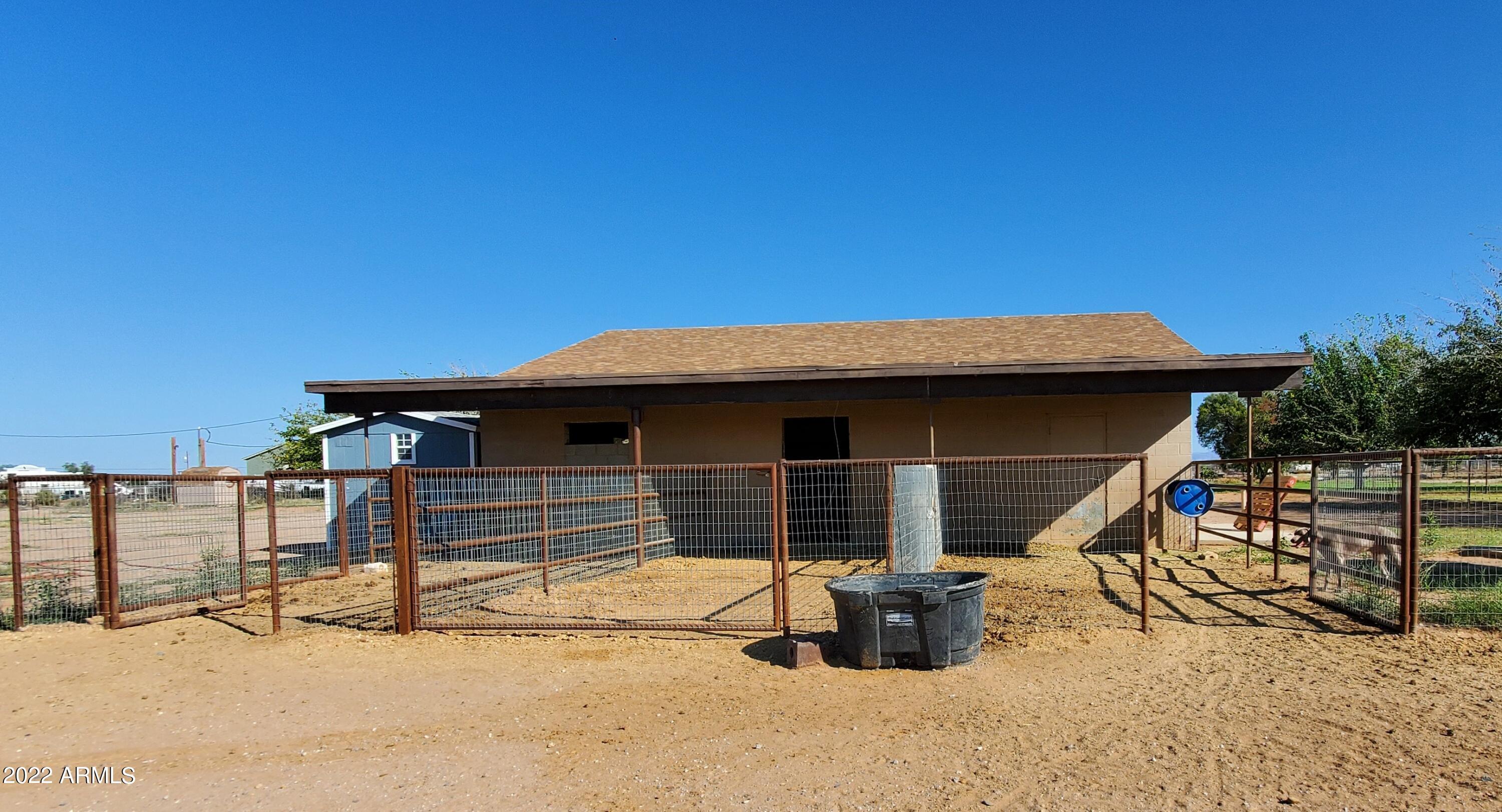 27550 North Cooper Road Florence, AZ 85132 - Photo 37 of 48 20220930_091153