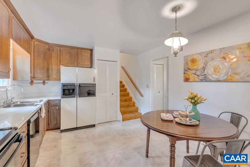 732 Village Road Charlottesville, VA 22903 - Photo 12 of 32 Gallery Image 12