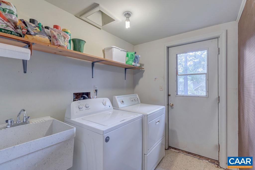 732 Village Road Charlottesville, VA 22903 - Photo 19 of 32 Gallery Image 19