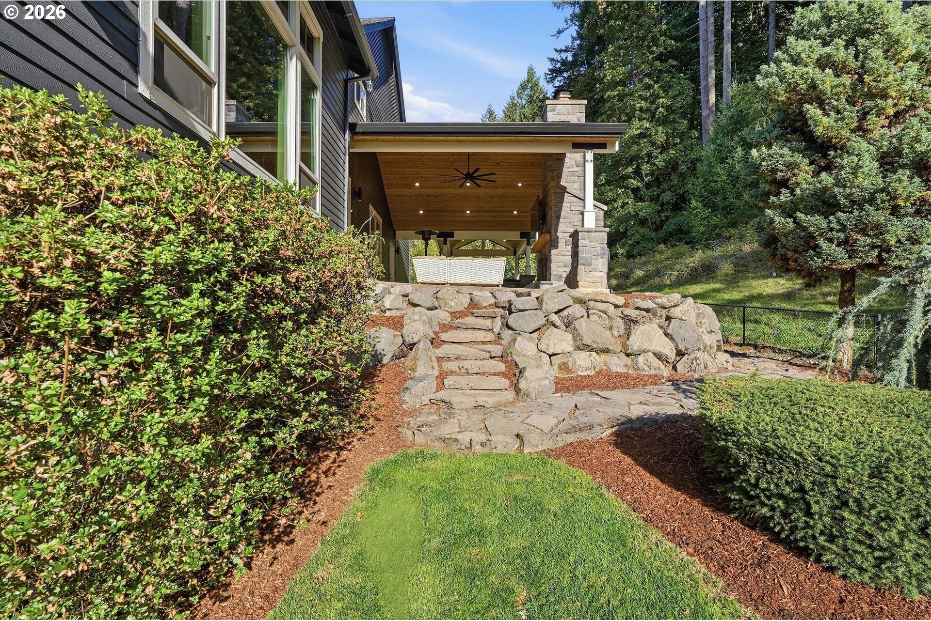 636 Southeast Gabbert Road Gresham, OR 97080 - Photo 45 of 48 Gallery Image 45
