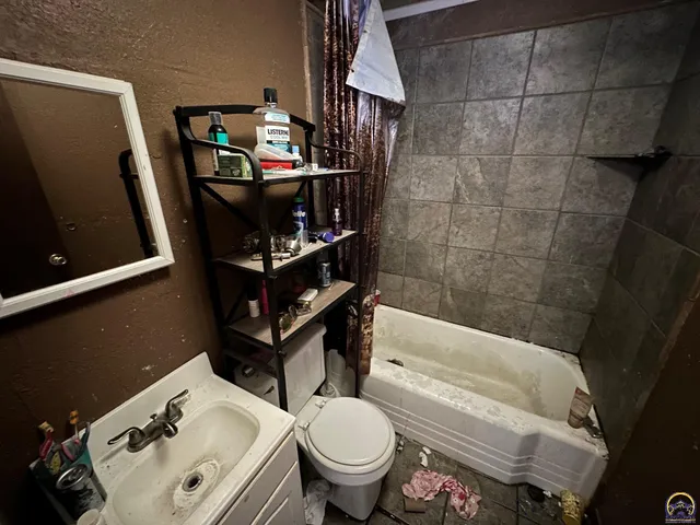 $44,900 | 219 South East Street, Emporia, KS 66801