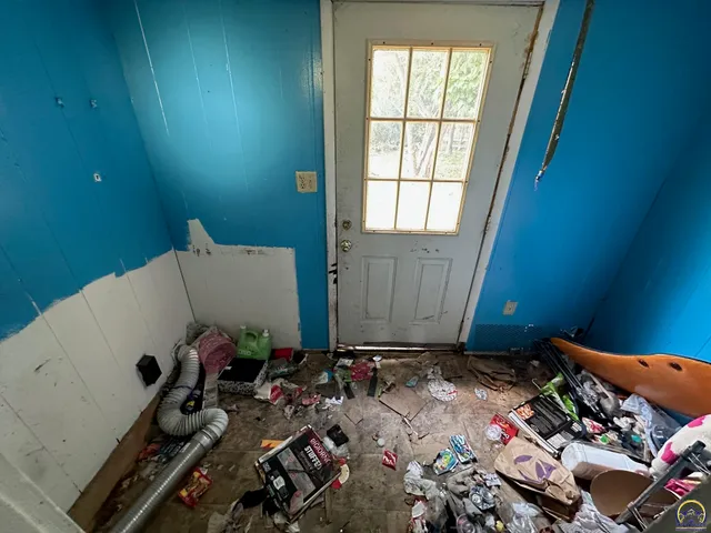 $44,900 | 219 South East Street, Emporia, KS 66801