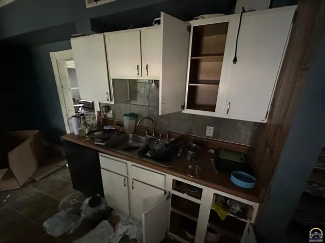 $44,900 | 219 South East Street, Emporia, KS 66801