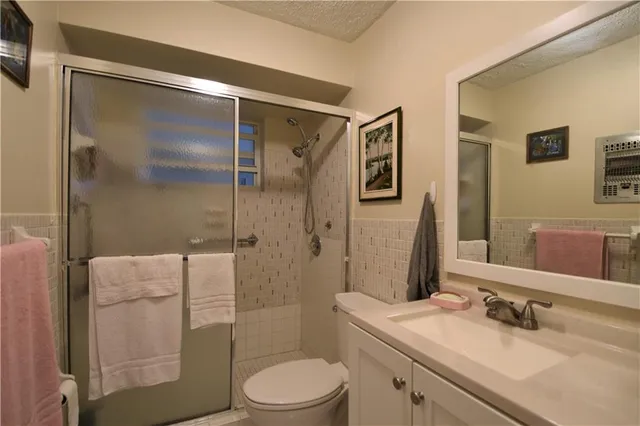 $229,900 | 2600 Diana Drive, Unit 114, Hallandale Beach, FL 33009