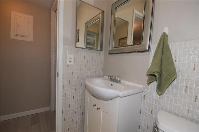 $229,900 | 2600 Diana Drive, Unit 114, Hallandale Beach, FL 33009