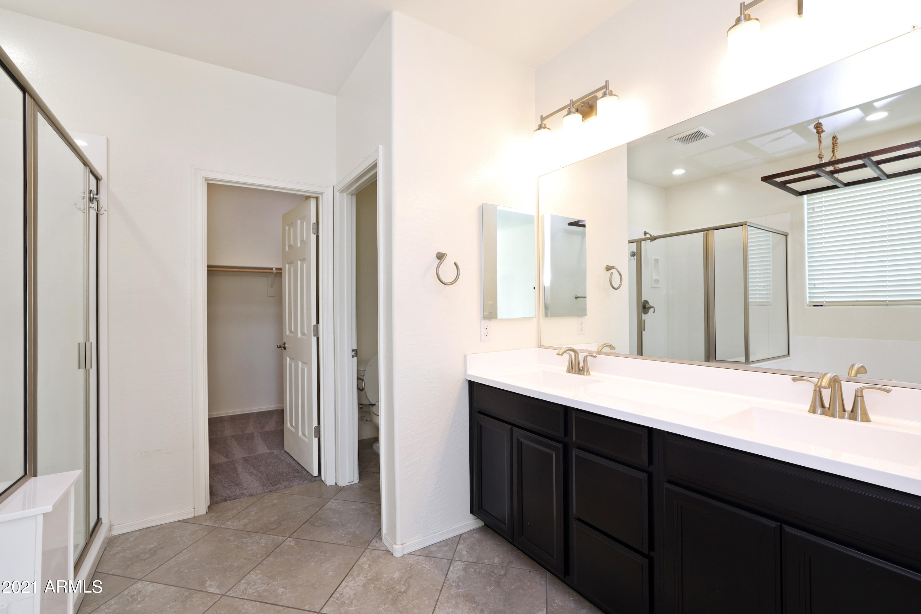 2527 East Beverly Road Phoenix, AZ 85042 - Photo 14 of 35 0H0A0966