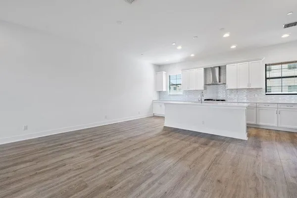 $5,000 | 12621 Machiavelli Way, Palm Beach Gardens, FL 33418