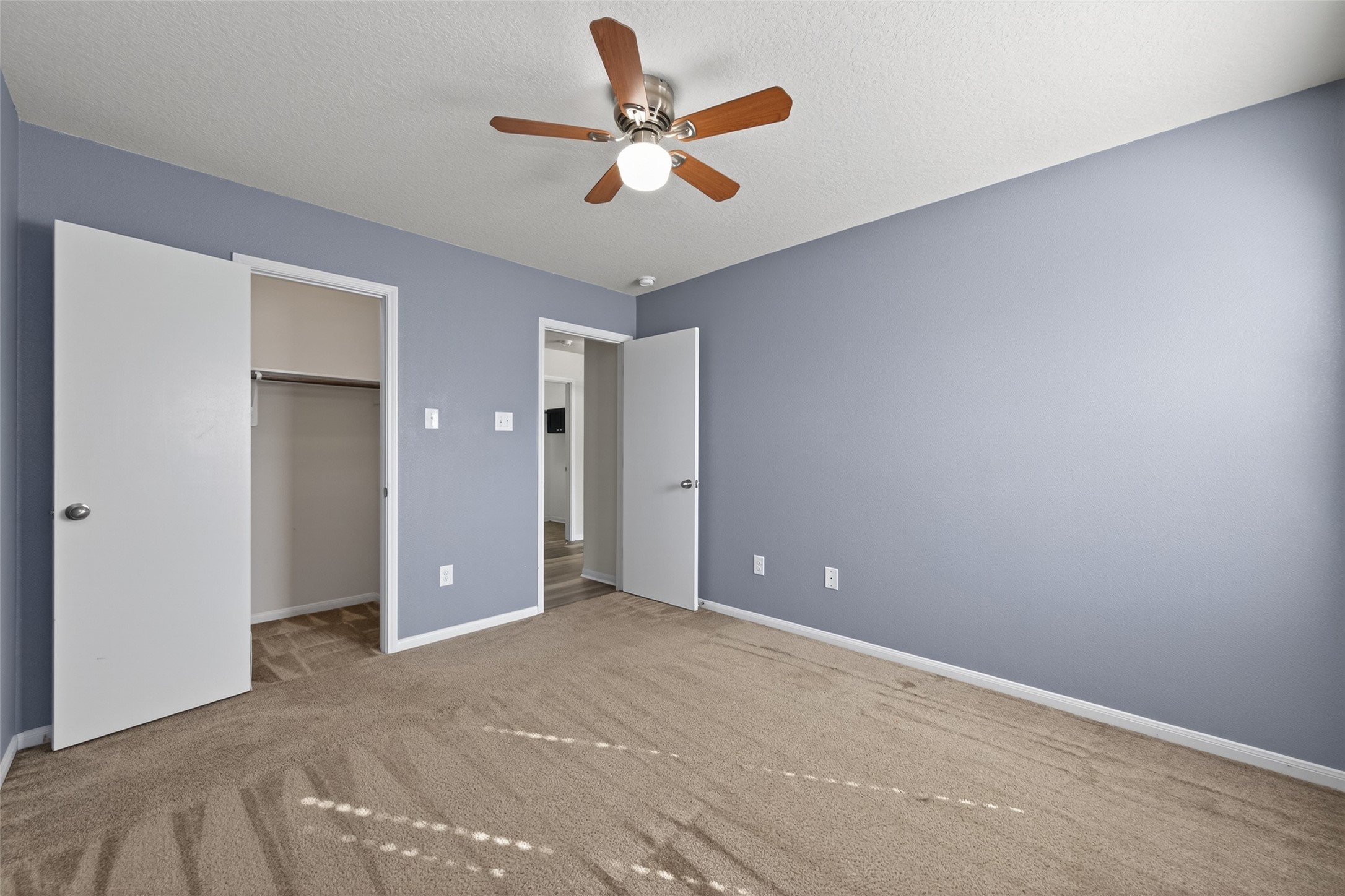 9940 Swallow Drive Conroe, TX 77385 - Photo 18 of 30 2nd bedroom upstairs - Jr Primary Bedroom