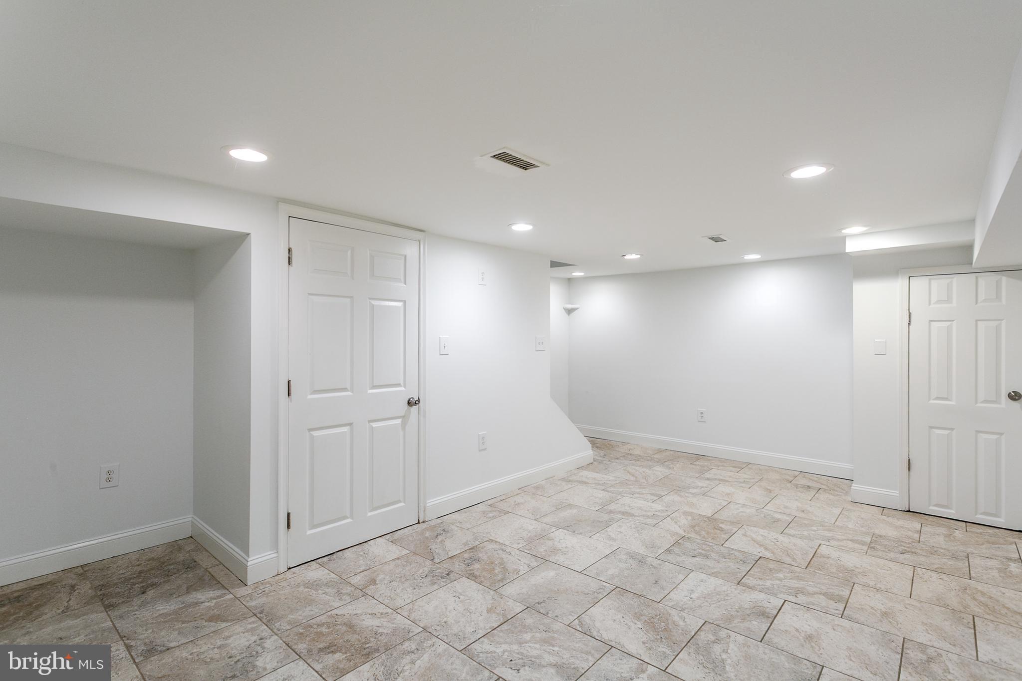 1124 Gleneagle Road Baltimore, MD 21239 - Photo 11 of 25 Apt 1