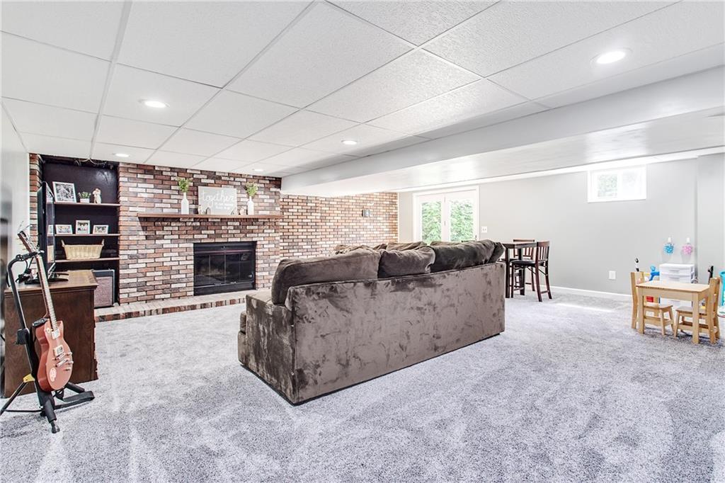 101 Locust Ridge Drive Pittsburgh, PA 15209 - Photo 18 of 25 Gallery Image 18