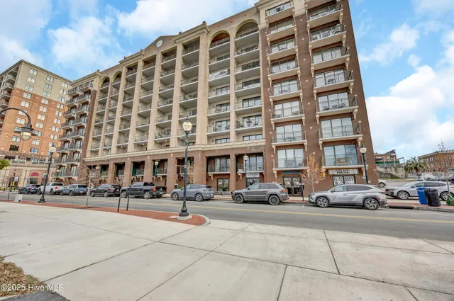 $540,000 | 106 North Water Street, Wilmington, NC 28401