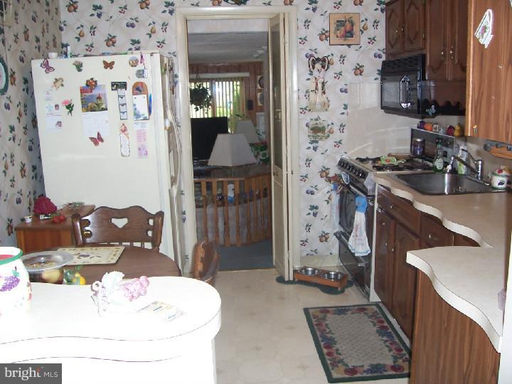500 North Forklanding Road Maple Shade, NJ 08052 - Photo 11 of 18