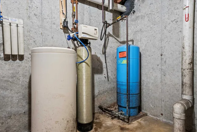 $445,000 | 81 Robinson Road, Unit A, Hudson, NH 03051