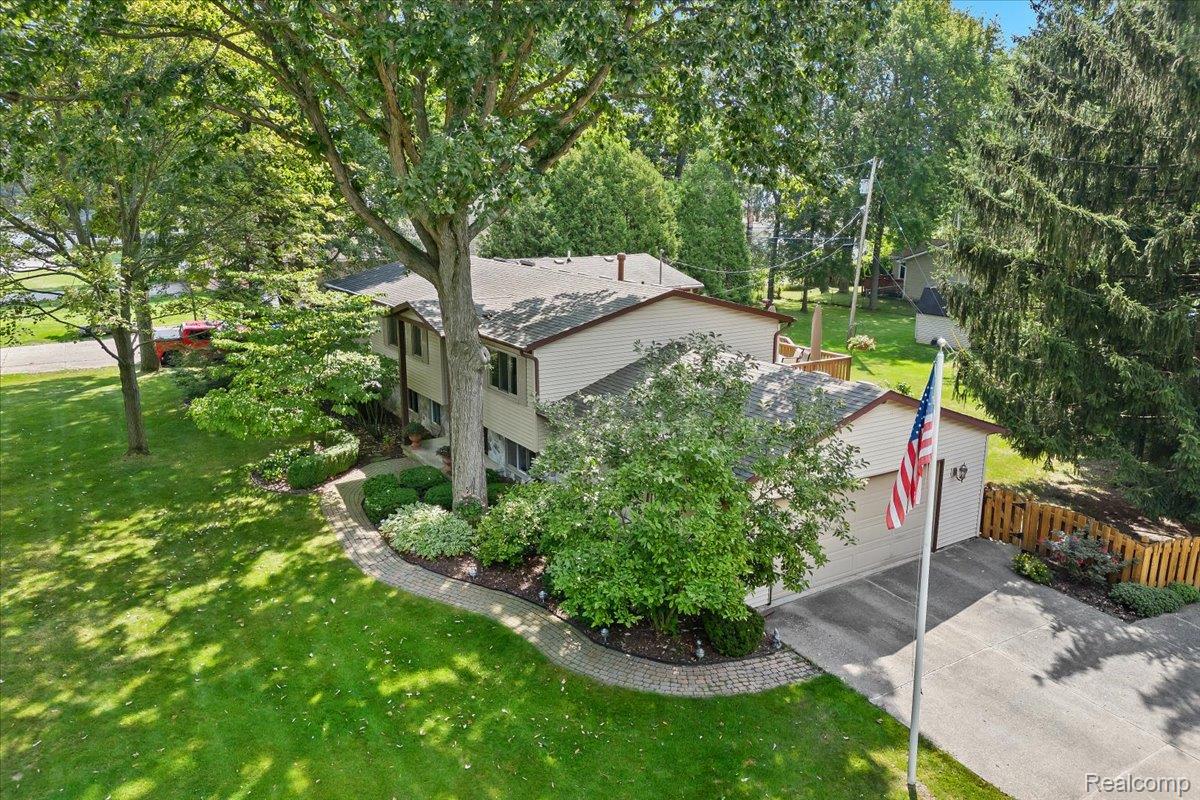 5375 Prentis Road Waterford, MI 48327 - Photo 37 of 52 37-5375 Prentis Rd.jpg