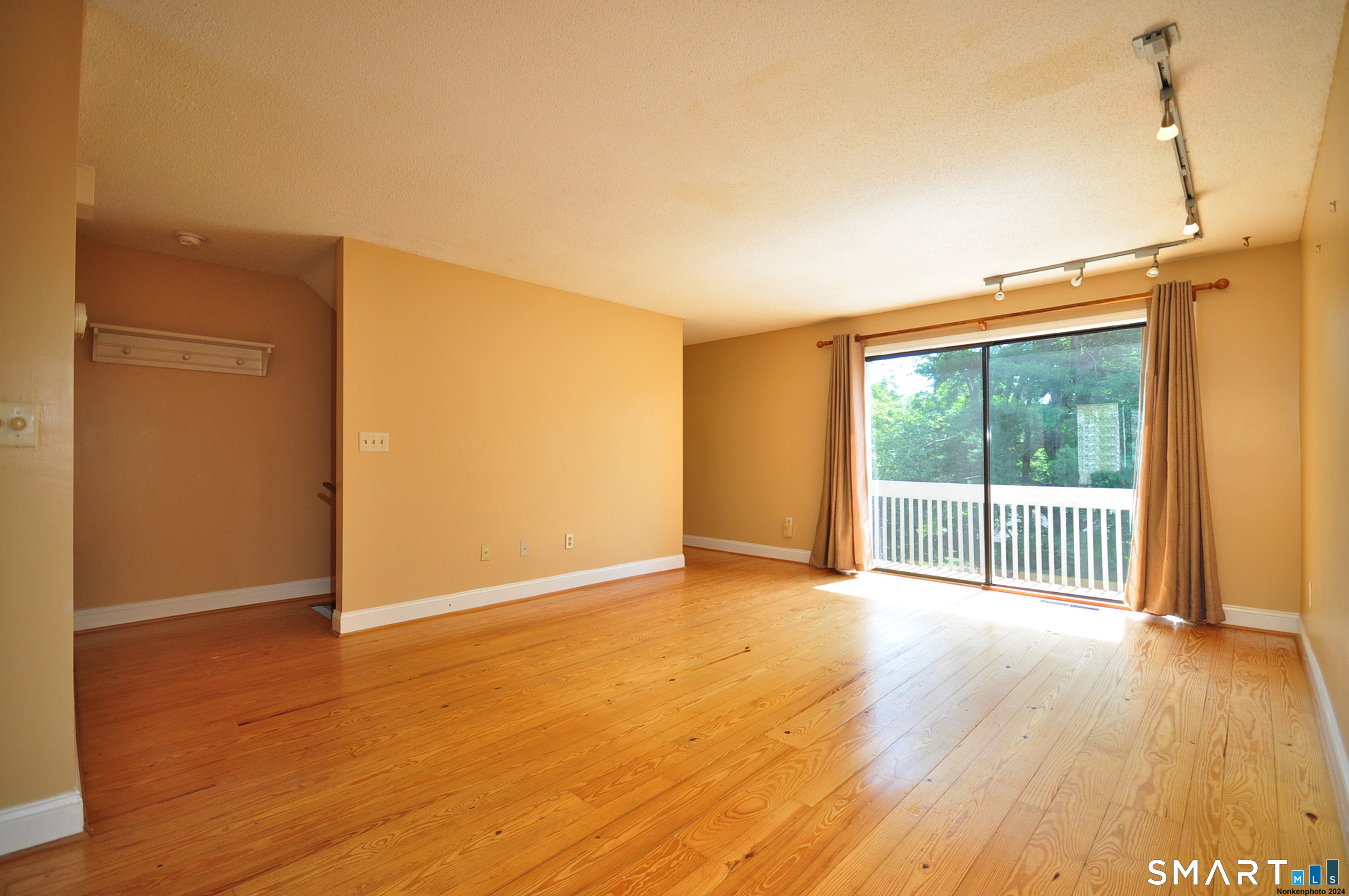 349 Allen Road, Unit 10A Torrington, CT 06790 - Photo 8 of 37