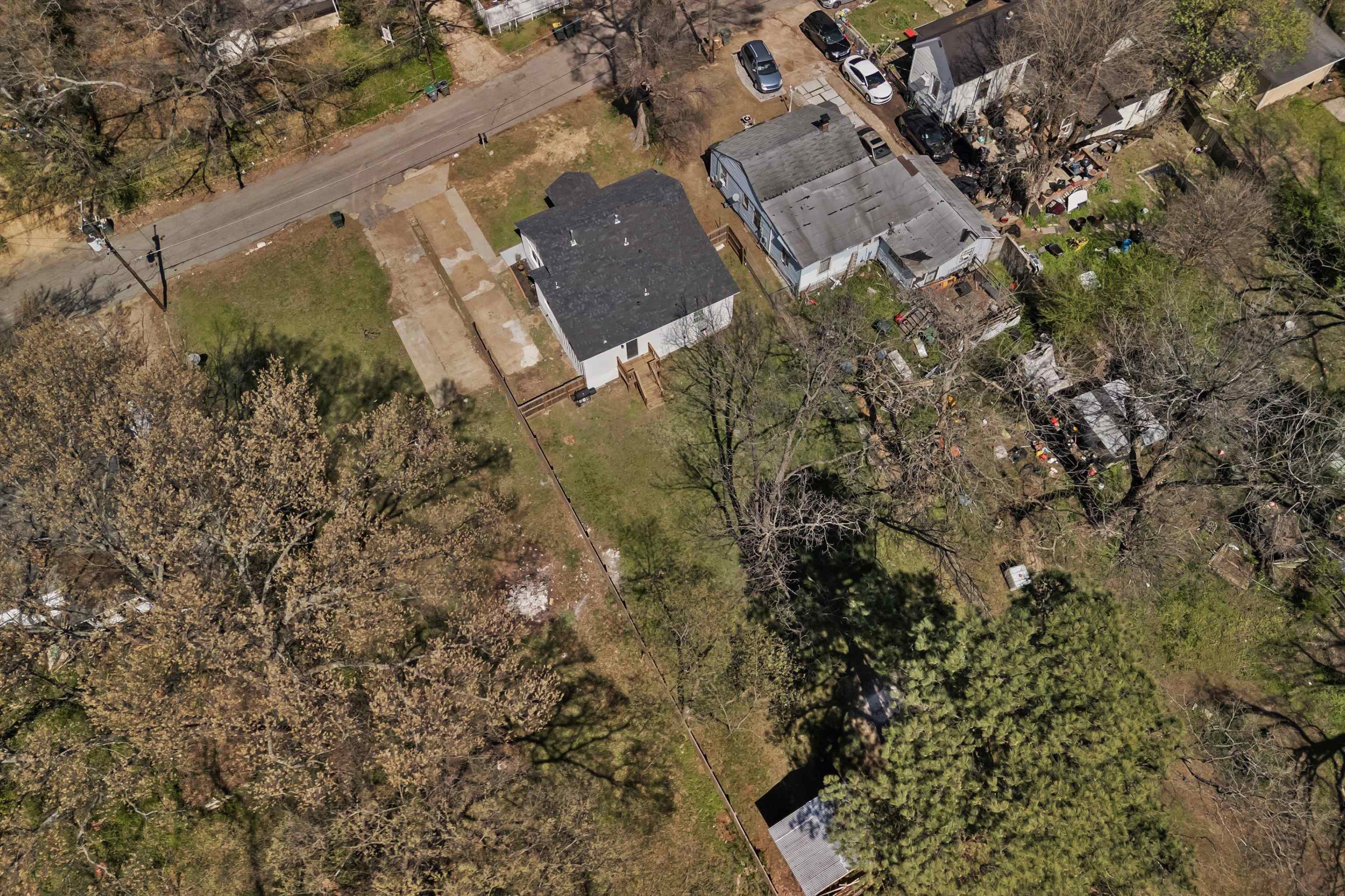 1217 Carlton Road Memphis, TN 38106 - Photo 29 of 32 Aerial perspective of suburban area