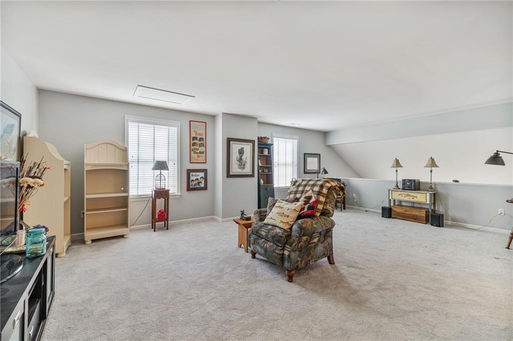 140 Independence Way Sewickley, PA 15143 - Photo 25 of 33