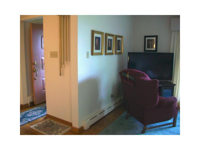9 Grace Road Scottdale, PA 15683 - Photo 6 of 25 Living Room.