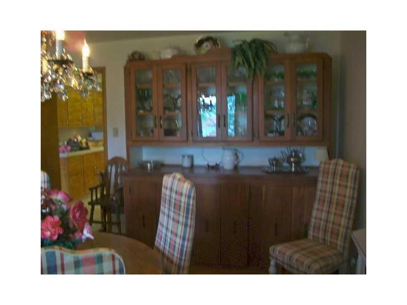9 Grace Road Scottdale, PA 15683 - Photo 8 of 25 Dining Room.