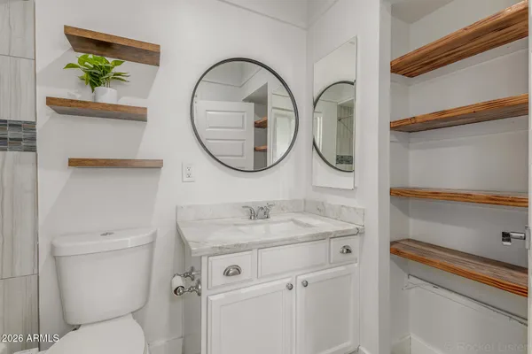 $185,000 | 4750 North Central Avenue, Unit E16, Phoenix, AZ 85012