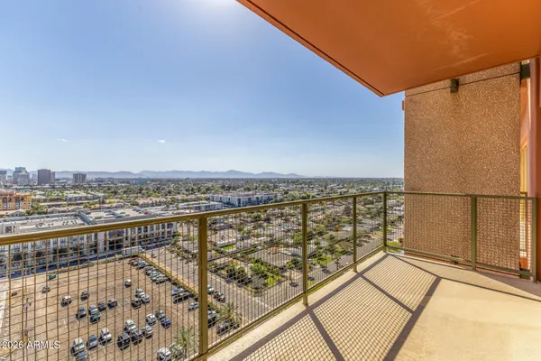 $185,000 | 4750 North Central Avenue, Unit E16, Phoenix, AZ 85012