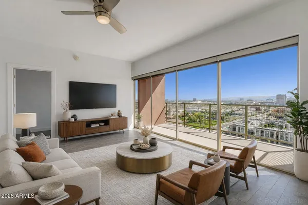 $185,000 | 4750 North Central Avenue, Unit E16, Phoenix, AZ 85012